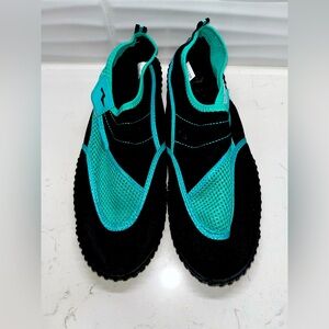 NORTY Water Shoes - Black and Teal size 10
